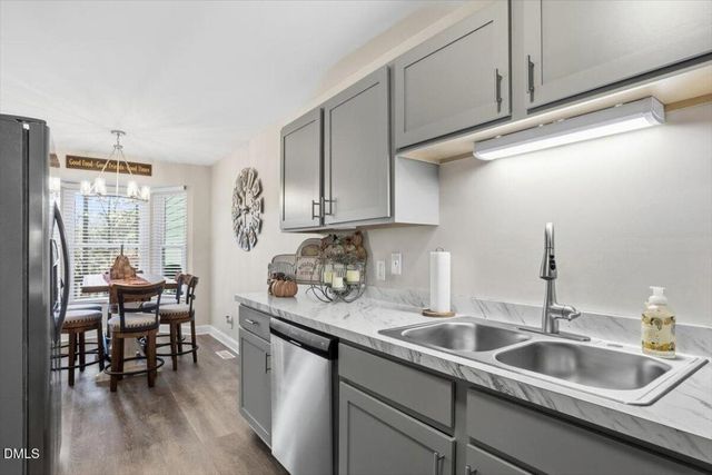 605 Oak Run Drive, Raleigh, NC 27606