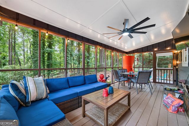 386 Longview Drive, Dawsonville, GA 30534