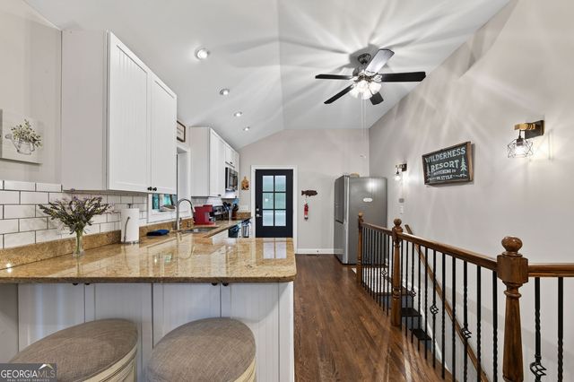 386 Longview Drive, Dawsonville, GA 30534
