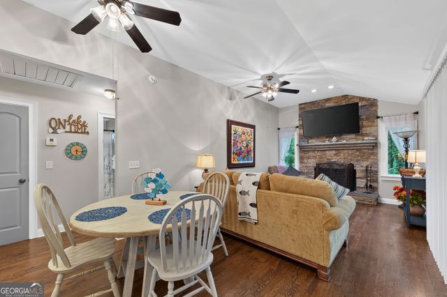 386 Longview Drive, Dawsonville, GA 30534