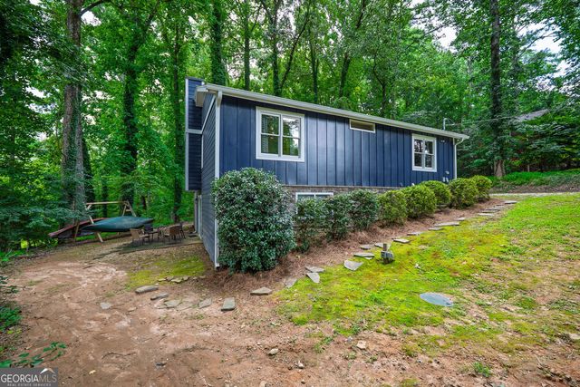 386 Longview Drive, Dawsonville, GA 30534