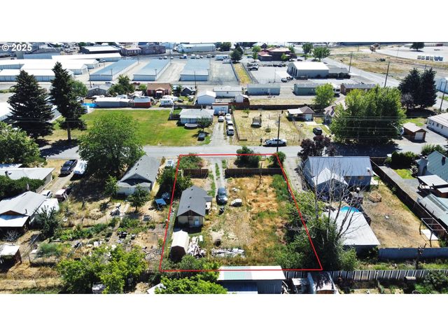 2185 14TH St, Baker City, OR 97814