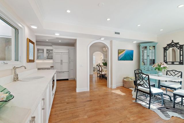 240 Seabreeze Avenue, Palm Beach, FL 33480