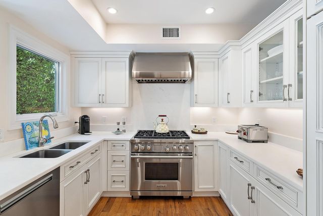 240 Seabreeze Avenue, Palm Beach, FL 33480