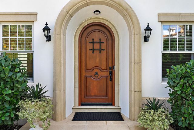 240 Seabreeze Avenue, Palm Beach, FL 33480