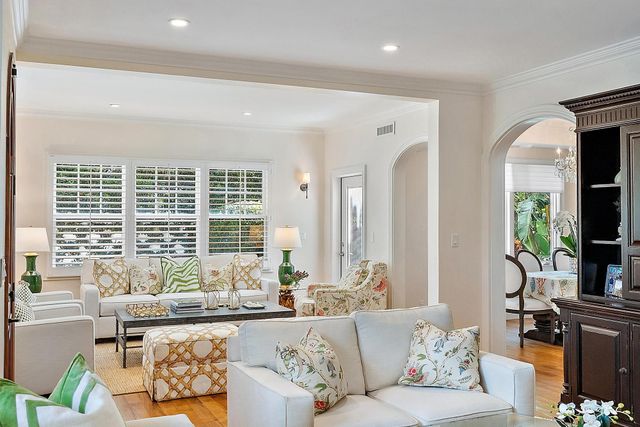 240 Seabreeze Avenue, Palm Beach, FL 33480