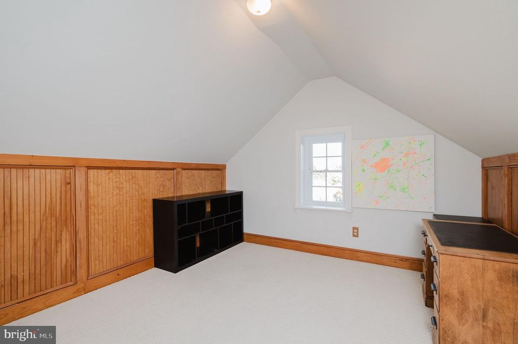 Image 33 of property listing at 625 YARMOUTH RD, Towson, MD 21286