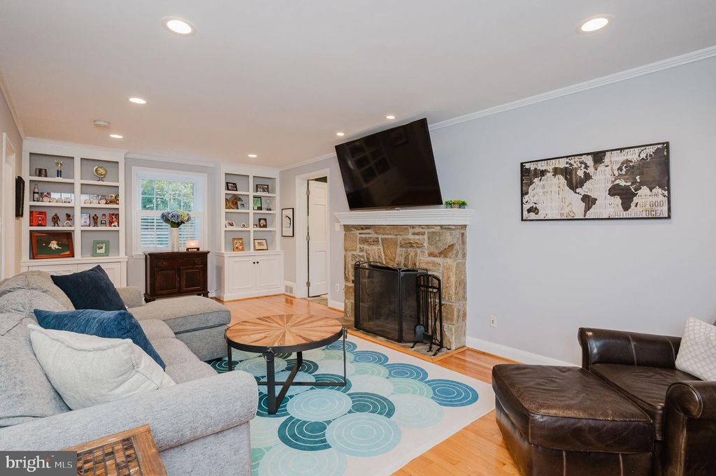 Image 52 of property listing at 625 YARMOUTH RD, Towson, MD 21286