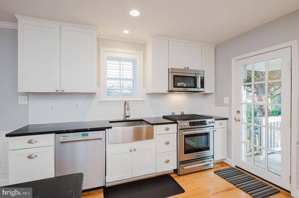 Image 67 of property listing at 625 YARMOUTH RD, Towson, MD 21286
