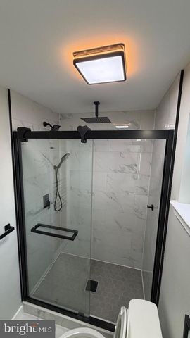 819 JACKSON ST, Philadelphia, PA 19148