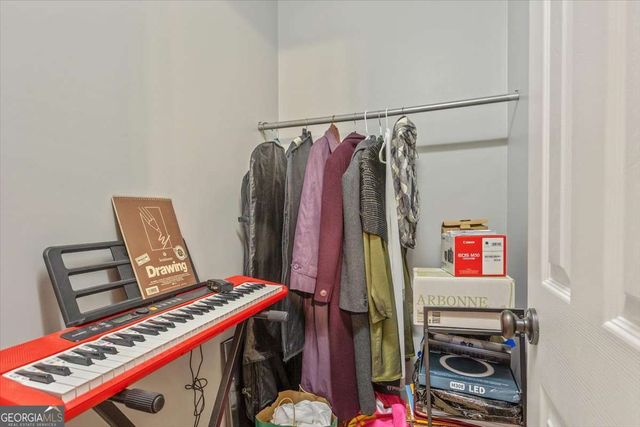 1295 Ashworth Avenue SW, Marietta, GA 30064