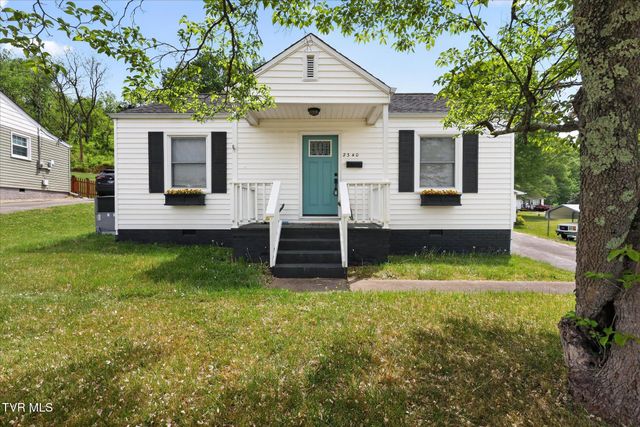 2340 Hiwassee Drive, Kingsport, TN 37664