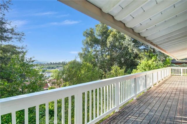 5352 Elvira, Woodland Hills, CA 91364