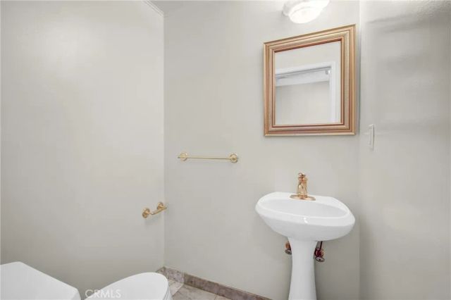 5352 Elvira, Woodland Hills, CA 91364