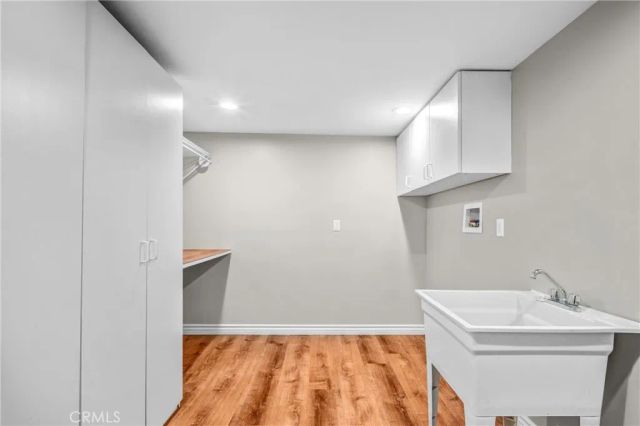 5352 Elvira, Woodland Hills, CA 91364