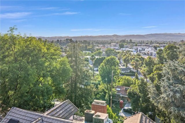 5352 Elvira, Woodland Hills, CA 91364