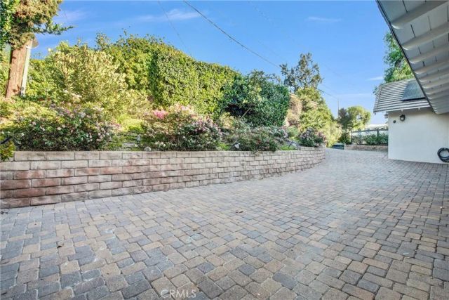 5352 Elvira, Woodland Hills, CA 91364