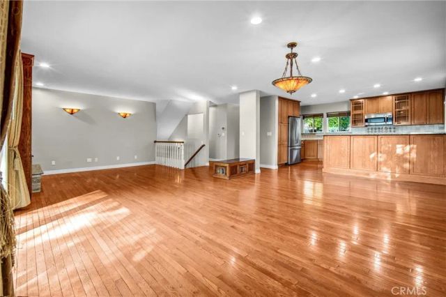 5352 Elvira, Woodland Hills, CA 91364