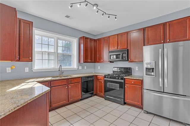 2318 Longcourt SE Way, Atlanta, GA 30339