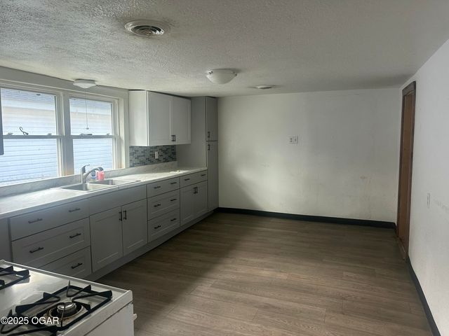 417 Irwin Street, Duenweg, MO 64841