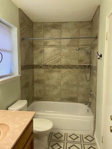 6149 Angus Dr, Corpus Christi, TX 78415
