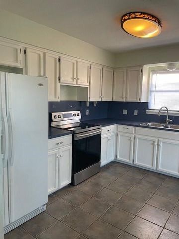 6149 Angus Dr, Corpus Christi, TX 78415