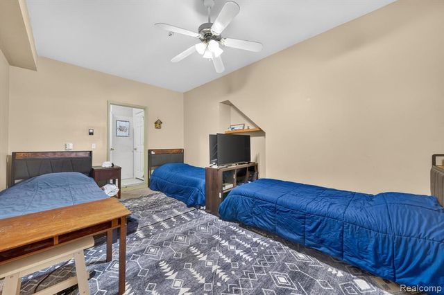 12106 Addington Drive, Walled Lake, MI 48390