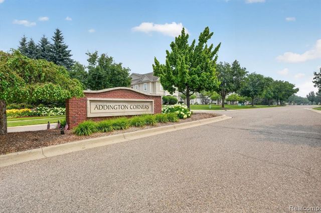 12106 Addington Drive, Walled Lake, MI 48390