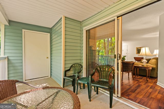 4042 Whitehall Way, Alpharetta, GA 30004