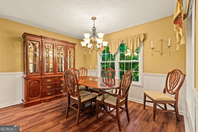 4042 Whitehall Way, Alpharetta, GA 30004