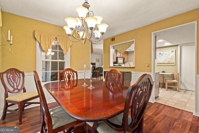 4042 Whitehall Way, Alpharetta, GA 30004