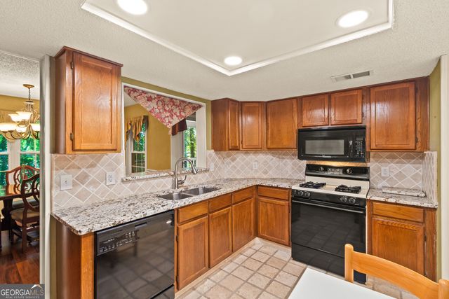 4042 Whitehall Way, Alpharetta, GA 30004