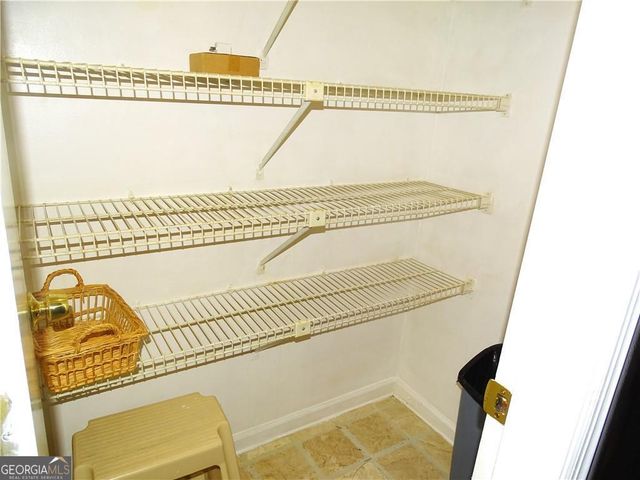 4042 Whitehall Way, Alpharetta, GA 30004