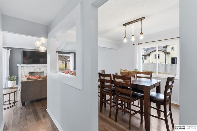 14604 Walnut Grove Drive, Omaha, NE 68137