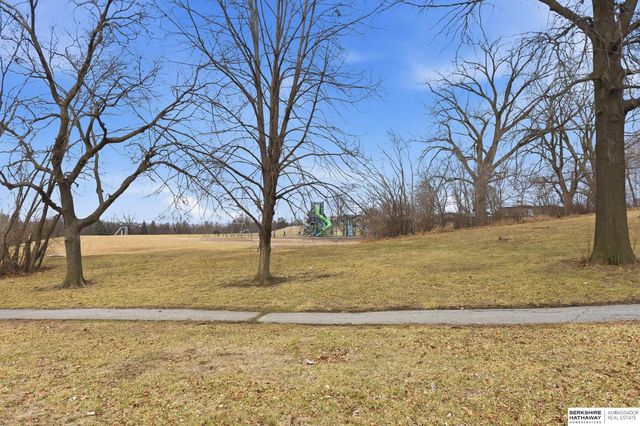 14604 Walnut Grove Drive, Omaha, NE 68137