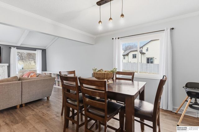 14604 Walnut Grove Drive, Omaha, NE 68137