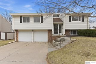 14604 Walnut Grove Drive, Omaha, NE 68137