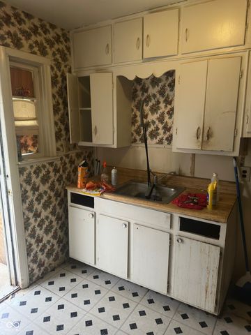 3353 Nicholas Avenue, Indianapolis, IN 46218