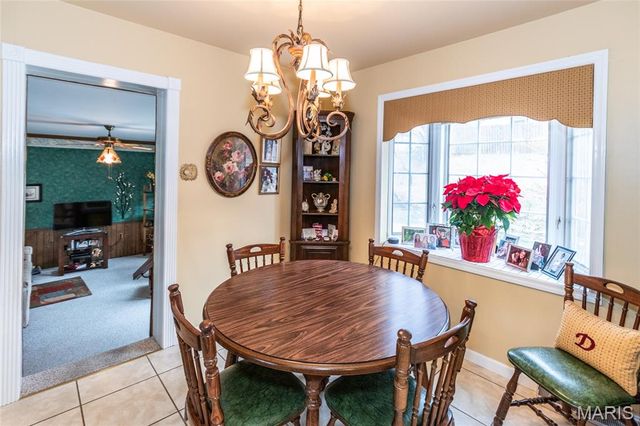 9534 Tiber Drive, St Louis, MO 63123