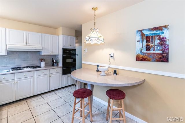 9534 Tiber Drive, St Louis, MO 63123