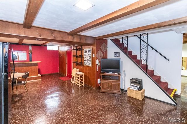 9534 Tiber Drive, St Louis, MO 63123