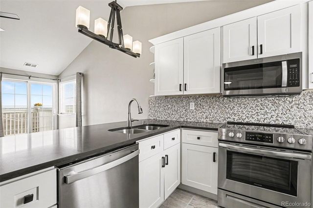 2181 Sunridge Circle 22, Broomfield, CO 80020