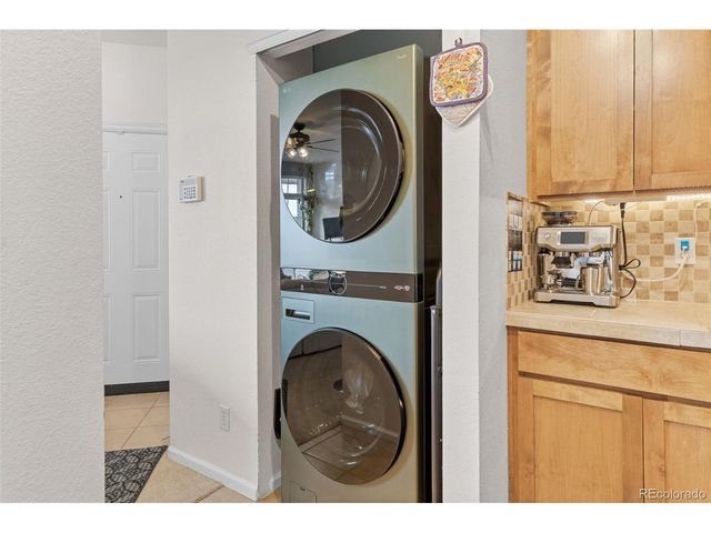 9481 E Mansfield Ave 207, Aurora, CO 80014