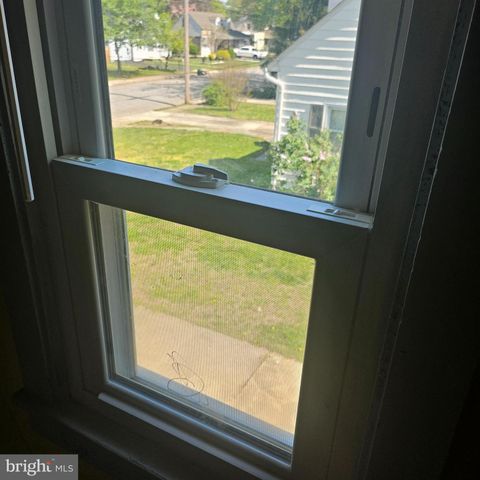 374 MANOR AVE, Carneys Point, NJ 08069