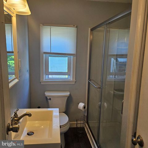 374 MANOR AVE, Carneys Point, NJ 08069