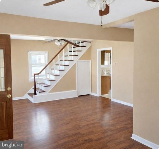 374 MANOR AVE, Carneys Point, NJ 08069