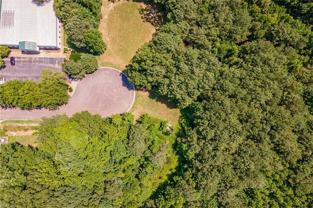 Lot 13 Wimbledon LN, Smithfield, VA 23430