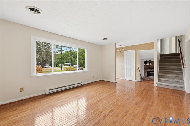 22925 River Rd, North Dinwiddie, VA 23803