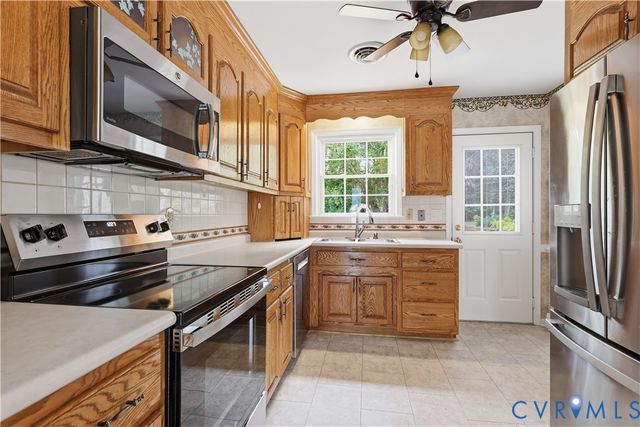 22925 River Rd, North Dinwiddie, VA 23803