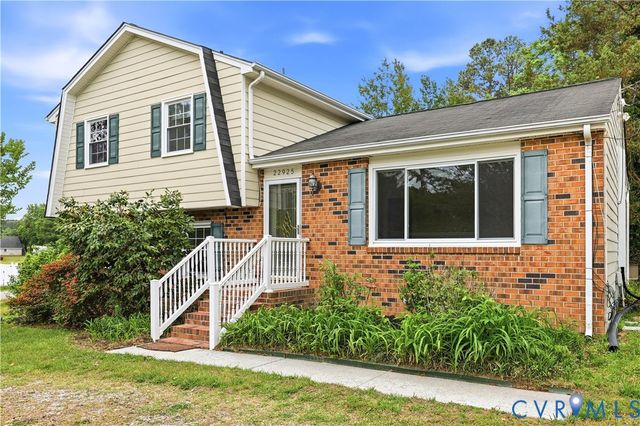 22925 River Rd, North Dinwiddie, VA 23803